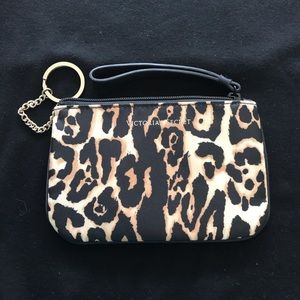 Like new - Victoria’s Secret Makeup wristlet bag Animal print